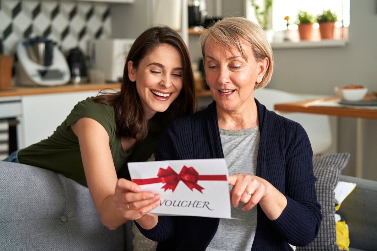 Utalványok az ünnepekre: kényelmes ajándék szigorú feltételekkel