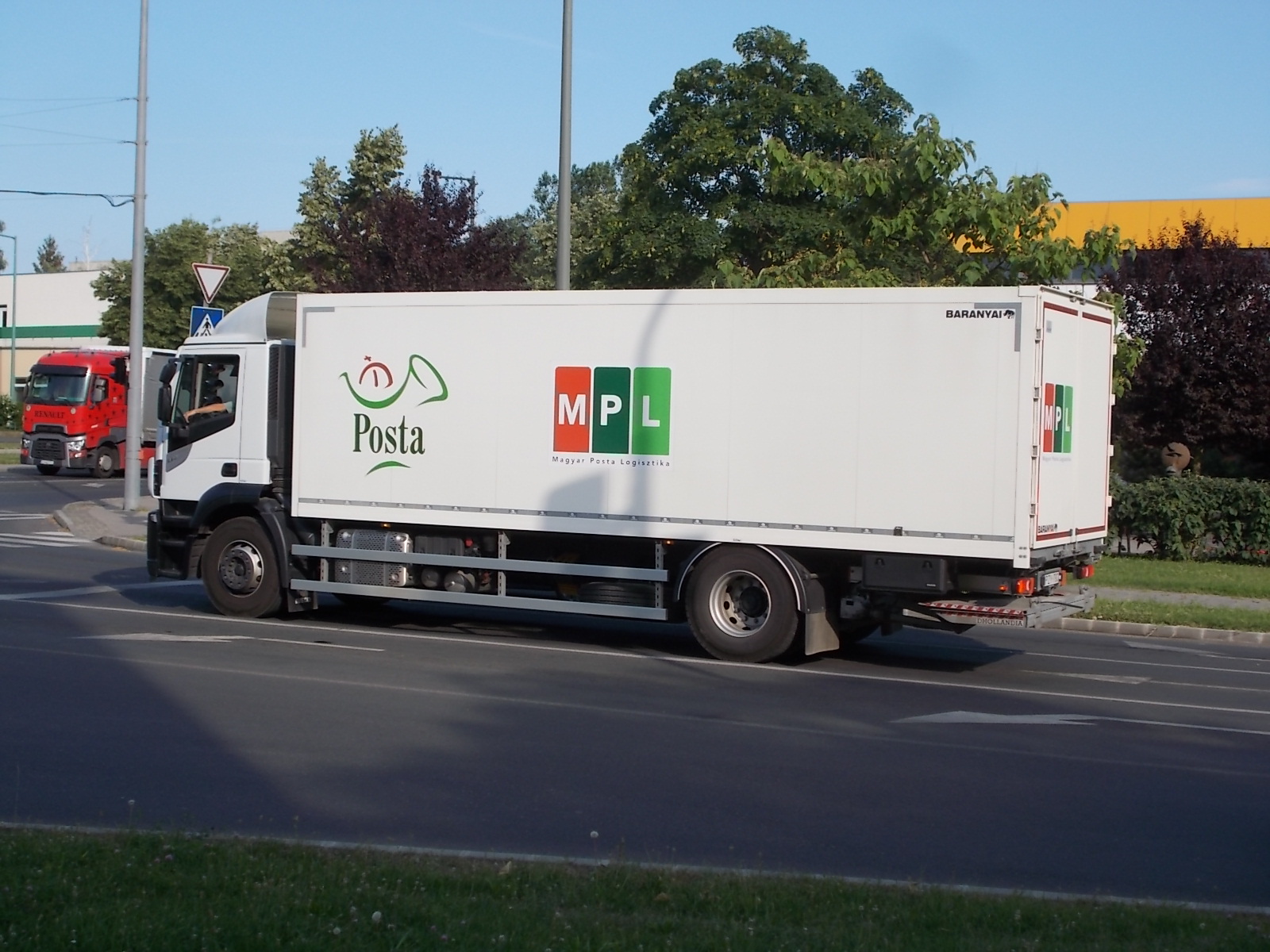 mpl_teherauto_2019_ajka.jpg