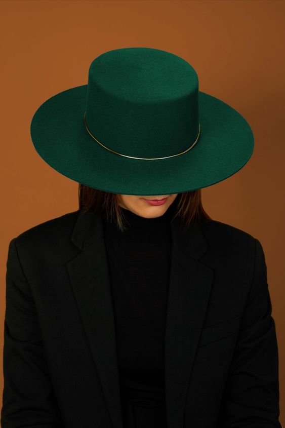 green_hat.jpg