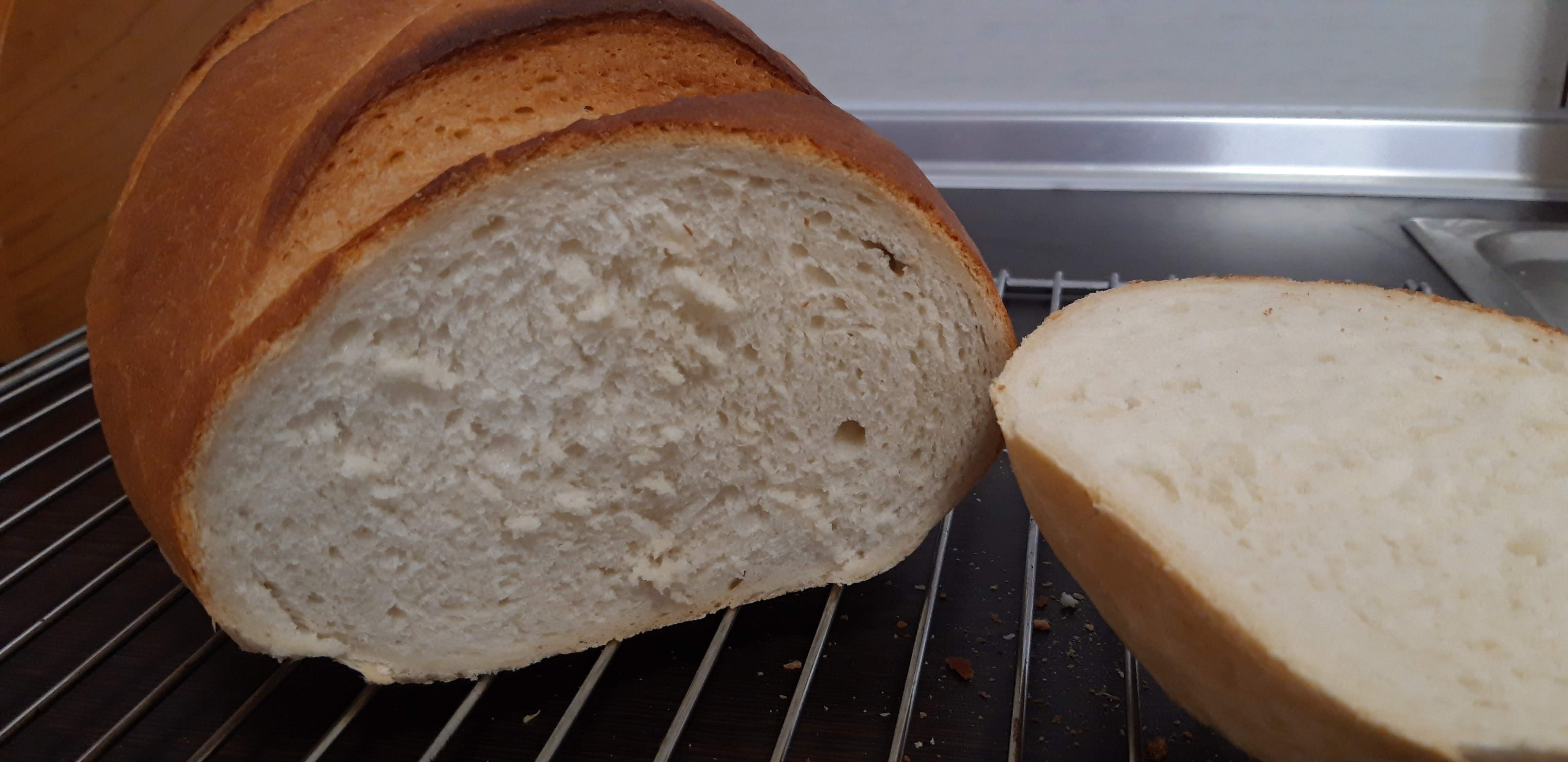 Egyszerű fehér kenyér kezdőknek