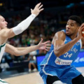 Giannis Antetokounmpo vezetésével Görögország bejutott az EuroBasket elődöntőjébe