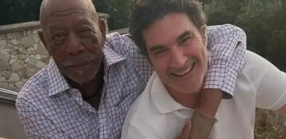 morgan_freeman_papakaliatis_gr.jpg