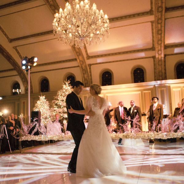 winter-wedding-bride-groom-first-dance-red-loft-studios.jpg