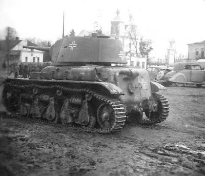 R35 french with T-26  turret.jpg