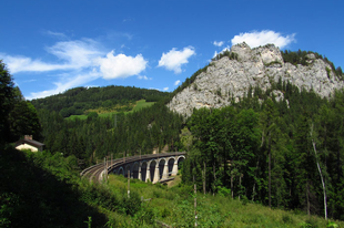 Ahol a viaduktok alatt visz az út, avagy túraszervezés élesben a Semmeringen