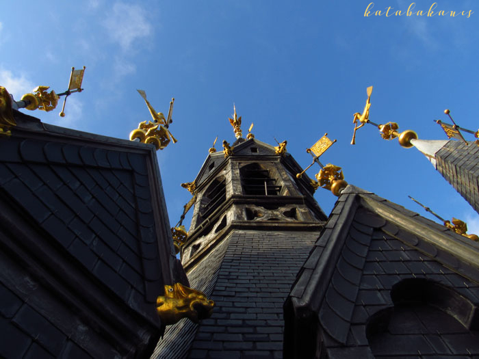 A város aranyozott őrzői (Tournai)