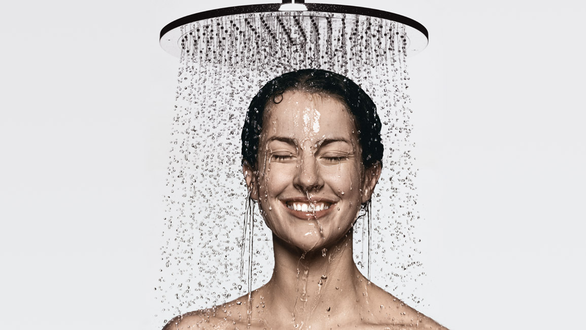 hg_alvensleben-woman-overhead-shower-royal2_730x411.jpg