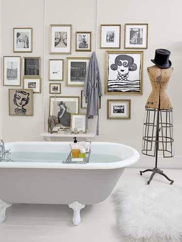 artist-in-residence-bathtub-0213-lgn.jpg