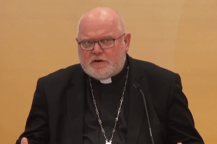 A német püspöki konferencia elnöke is támogatja az egynemű párkapcsolatok megáldását