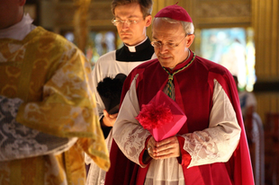 Marco Tosatti: Schneider püspököt a szentszék már áprilisban elkezdte szankcionálni