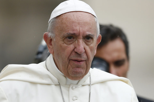 Ferenc pápa megvonta korábbi irgalmasságát egy gyerekmolesztáló paptól