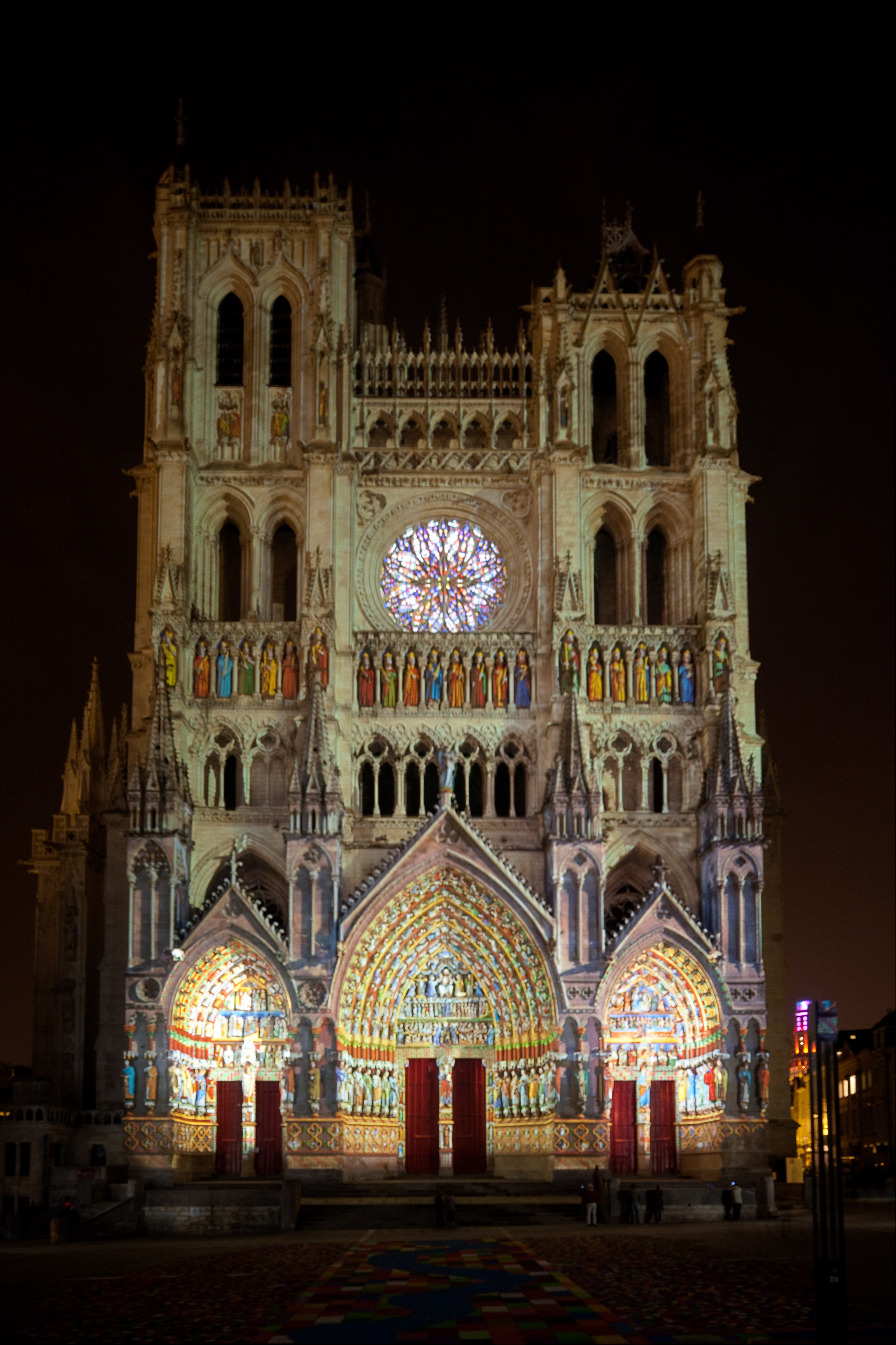 amiens-cathedral-west-facade-colored-lighting-2-of-2.jpg