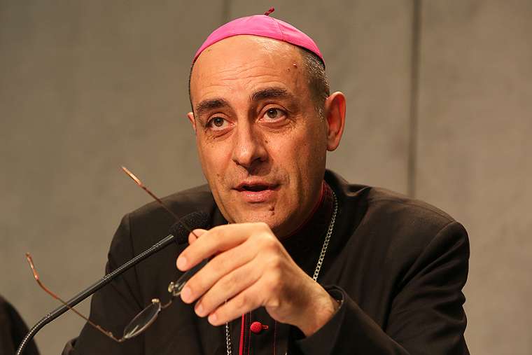 archbishop_victor_manuel_fernandez_credit_daniel_ibanez_1_cna.jpg