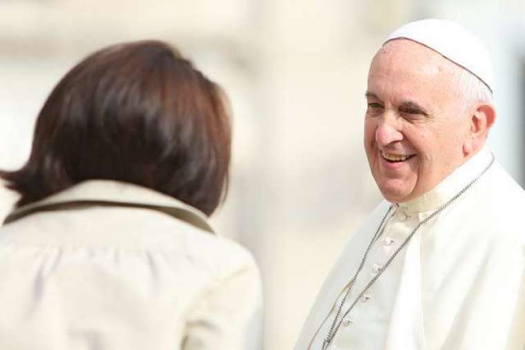 pope_francis_woman_credit_bohumil_petrik_cna.jpg