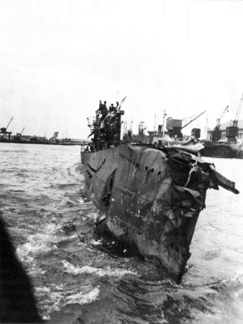 u-333_damage.jpg