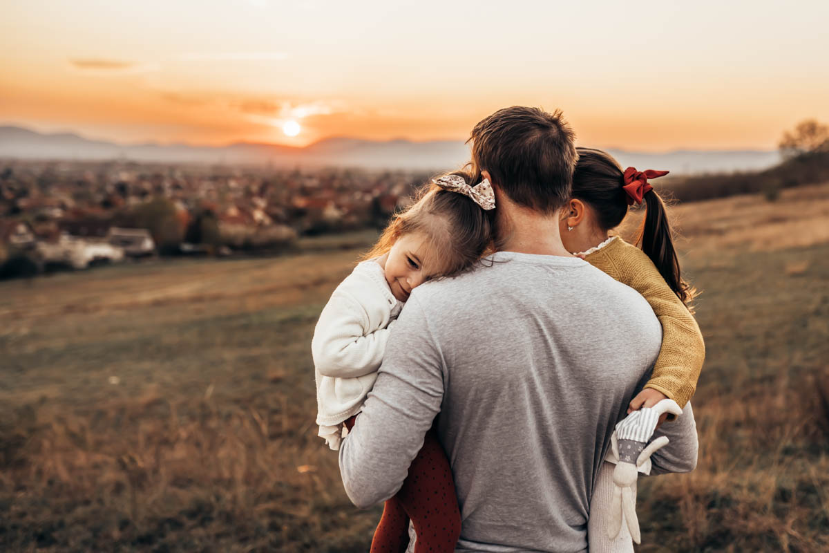 Hogyan fotózz lifestyle stílusú családi képeket? Avagy a tökéletesen tökéletlen fotók titka