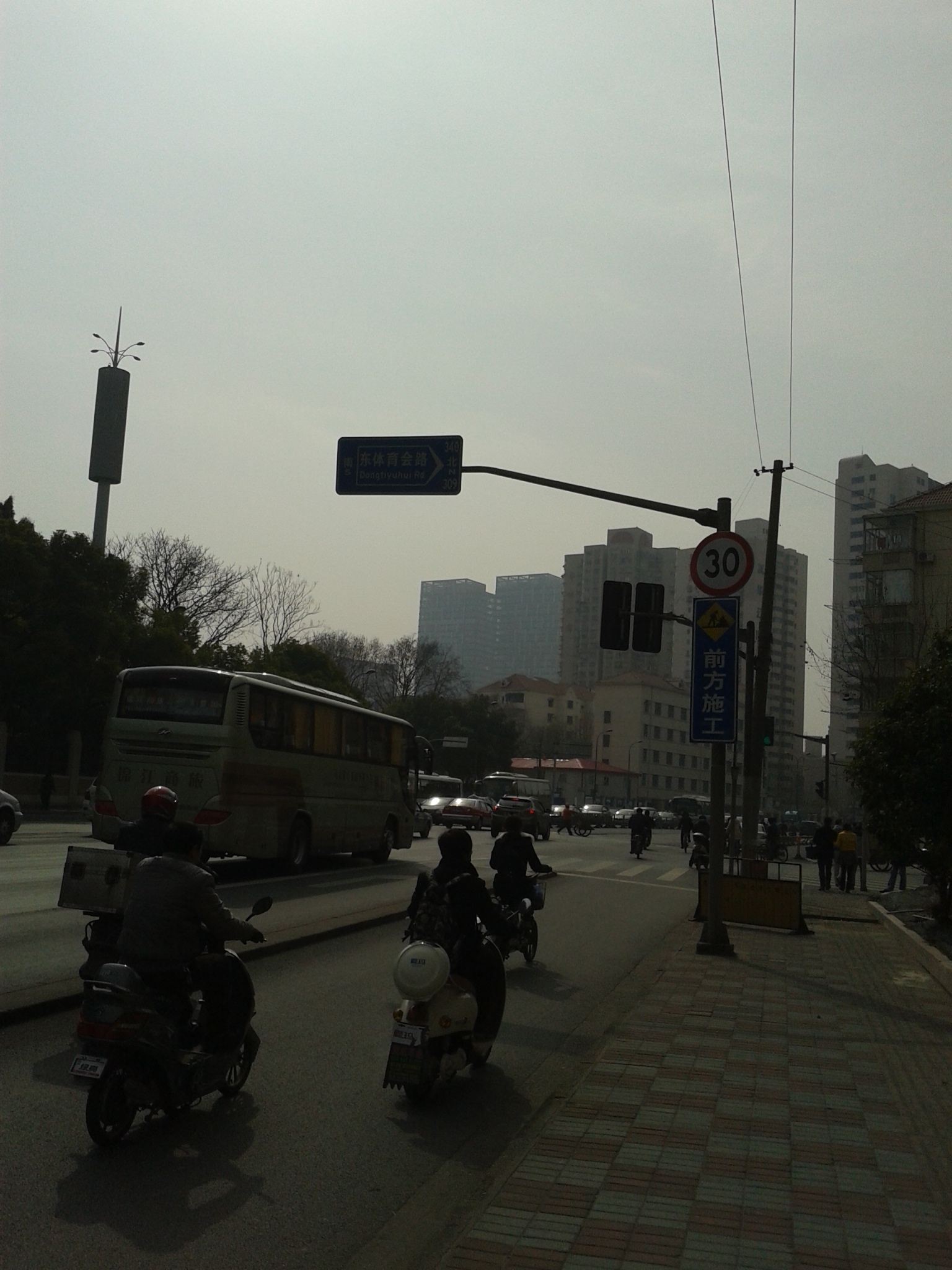 Dalian Road (大连路)