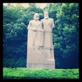 Marx es Engels szobra a Fuxing Parkban 复兴公园 #shanghai #shanghailife #marx #engels #szobor #statue #park #复兴公园