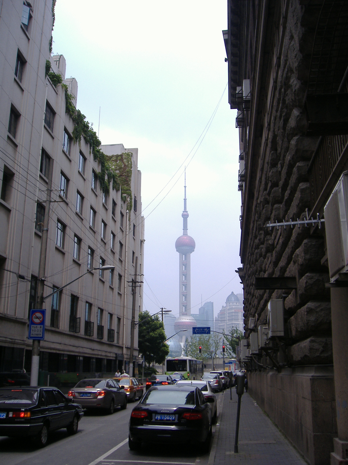Oriental Pearl Tower （东方明珠） - Huangpu,(黄埔区), Shanghai