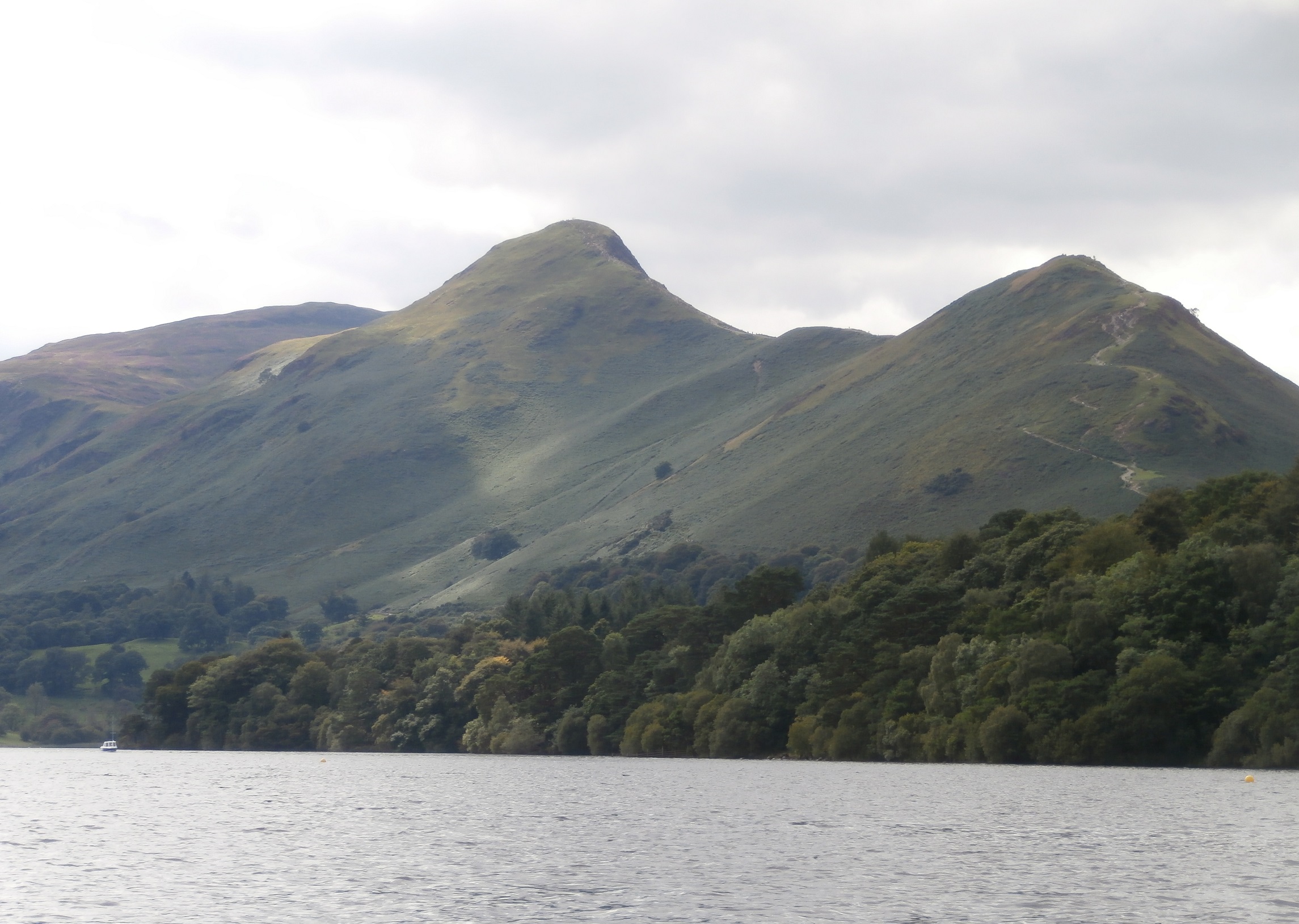 Derwent Water körüli hegyek