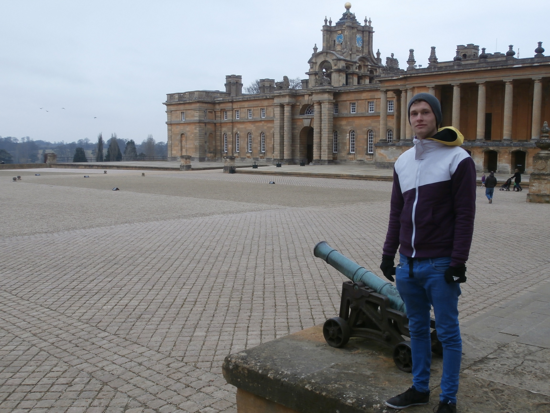 Blenheim palace és Áron