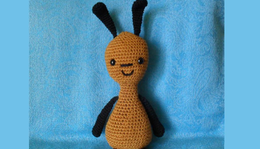 Horgolt Amigurumi Flop Nyuszi leírása (Bing nyuszi legjobb barátja)