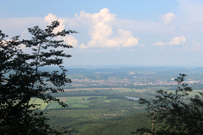 20180527-093-UrasztalOldal
