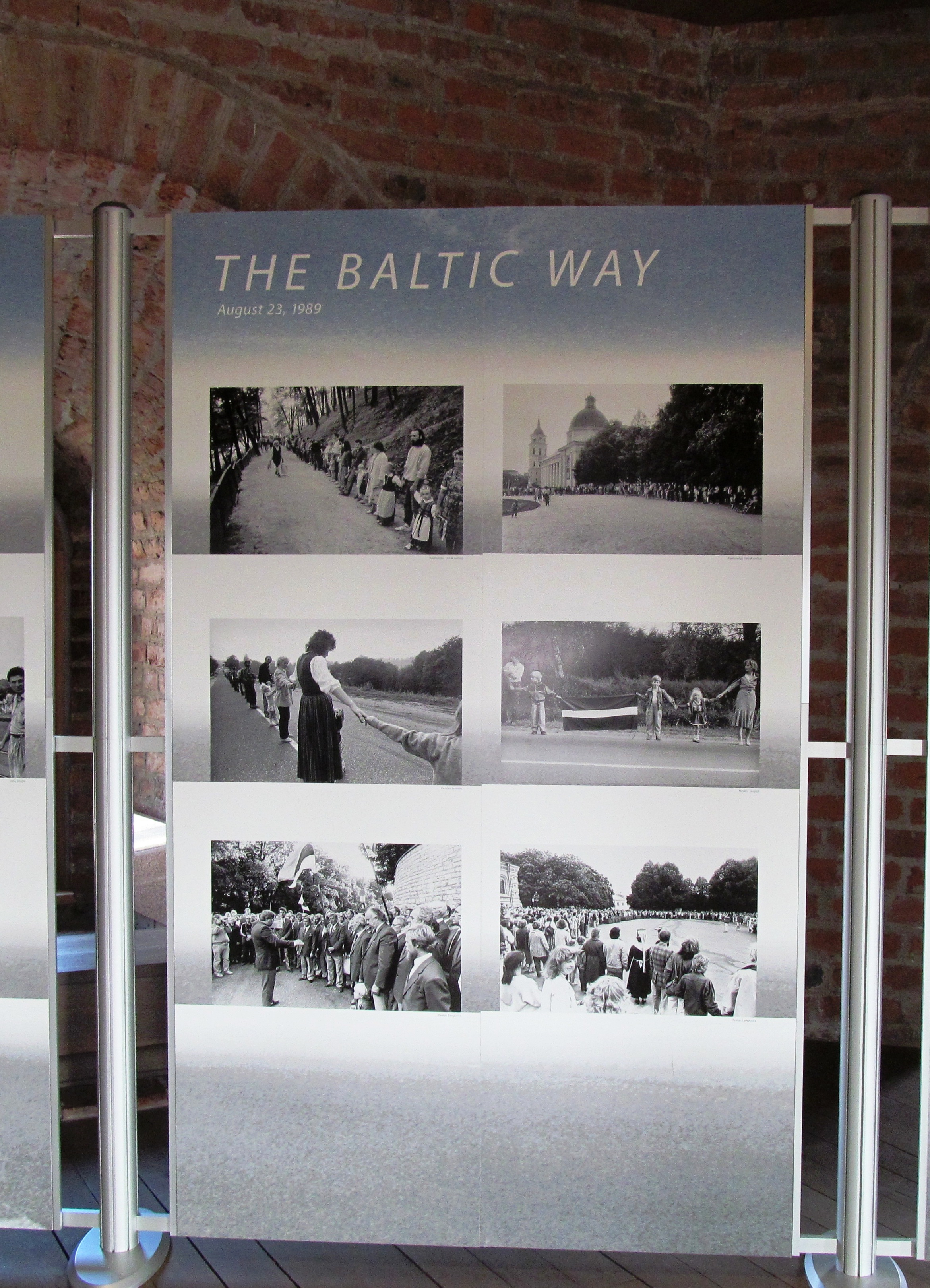baltic way_a.jpg