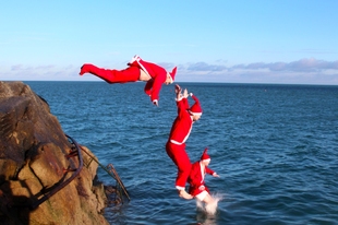 Karácsonyi merülés (40ft beach, Sandycove)