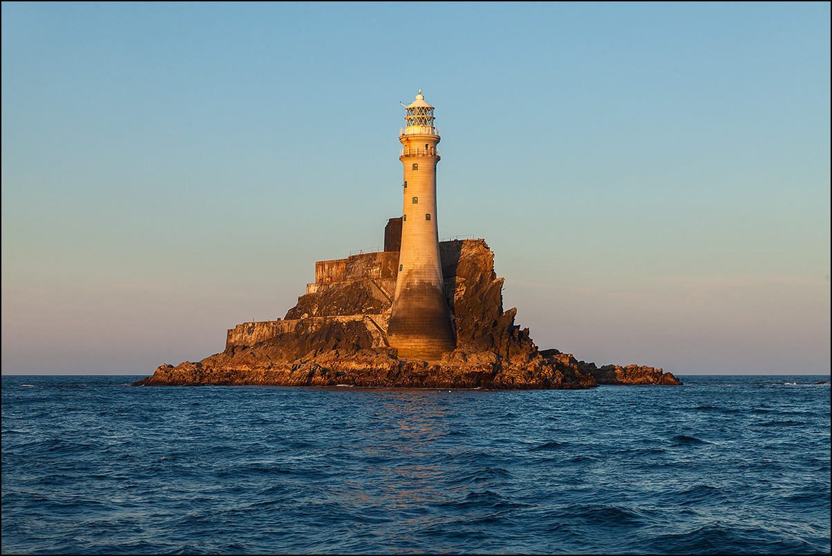 fastnet-lighthouse_john_finn.jpg