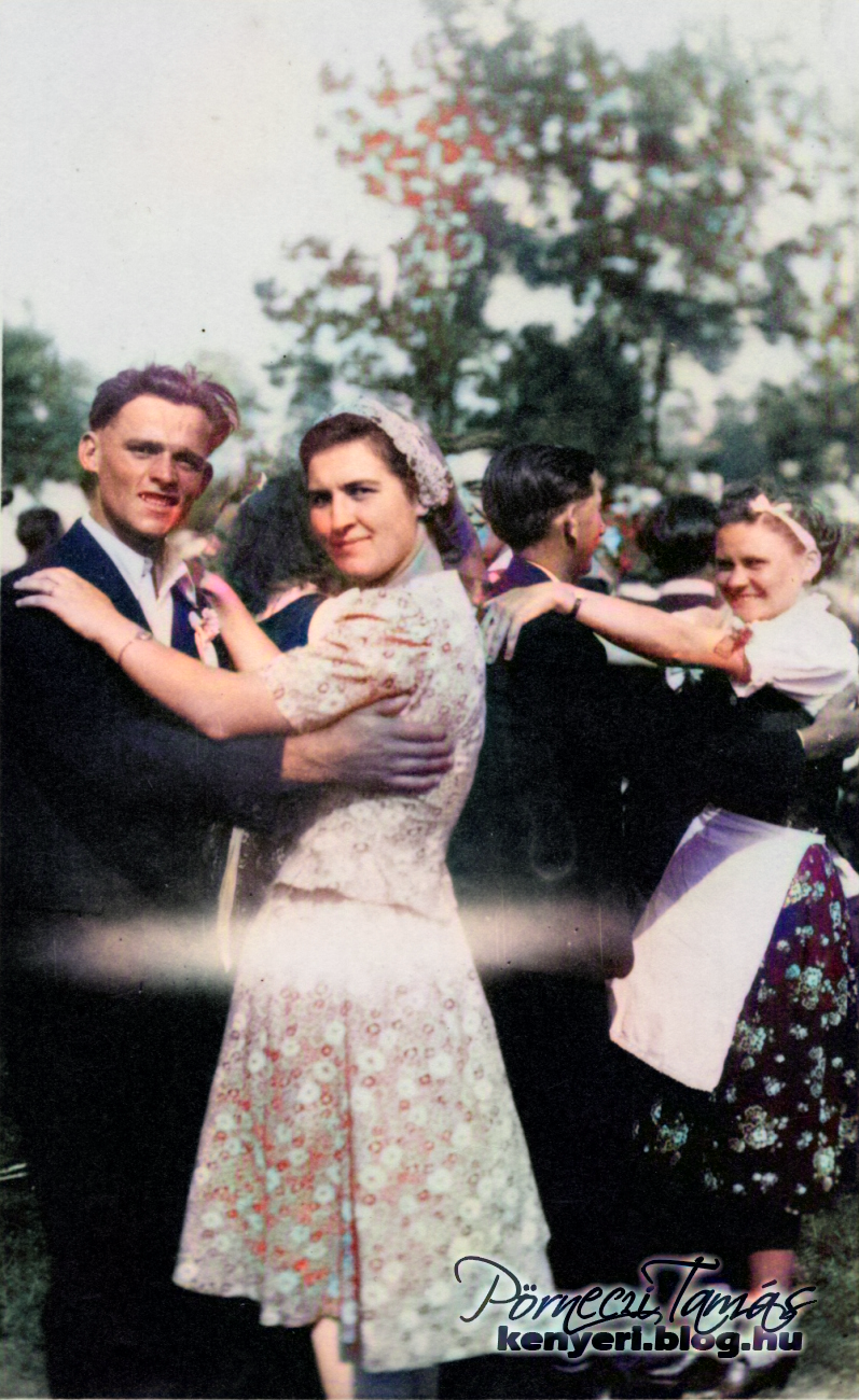 1943-ban ‘Gyöpi lakodalom‘ megnevezéssel, hatalmas leánynapot tartottak Kenyeriben, ahol felelevenítették egy teljes esküvő és lakodalom történetét és eseményeit. A ‘menyasszonyt és vőlegényt játszó‘ két fiatal Horváth Imre és Tischlér Emma, végül tényleg egymásba szeretett és a valóságban is összeházasodtak. Az eredeti fotó 1943-ban készült.