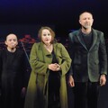Theodórosz Terzopulosz rendezésében mutatkozik be mától a Nemzeti Színházban a Kurázsi mama és gyermekei című színdarab