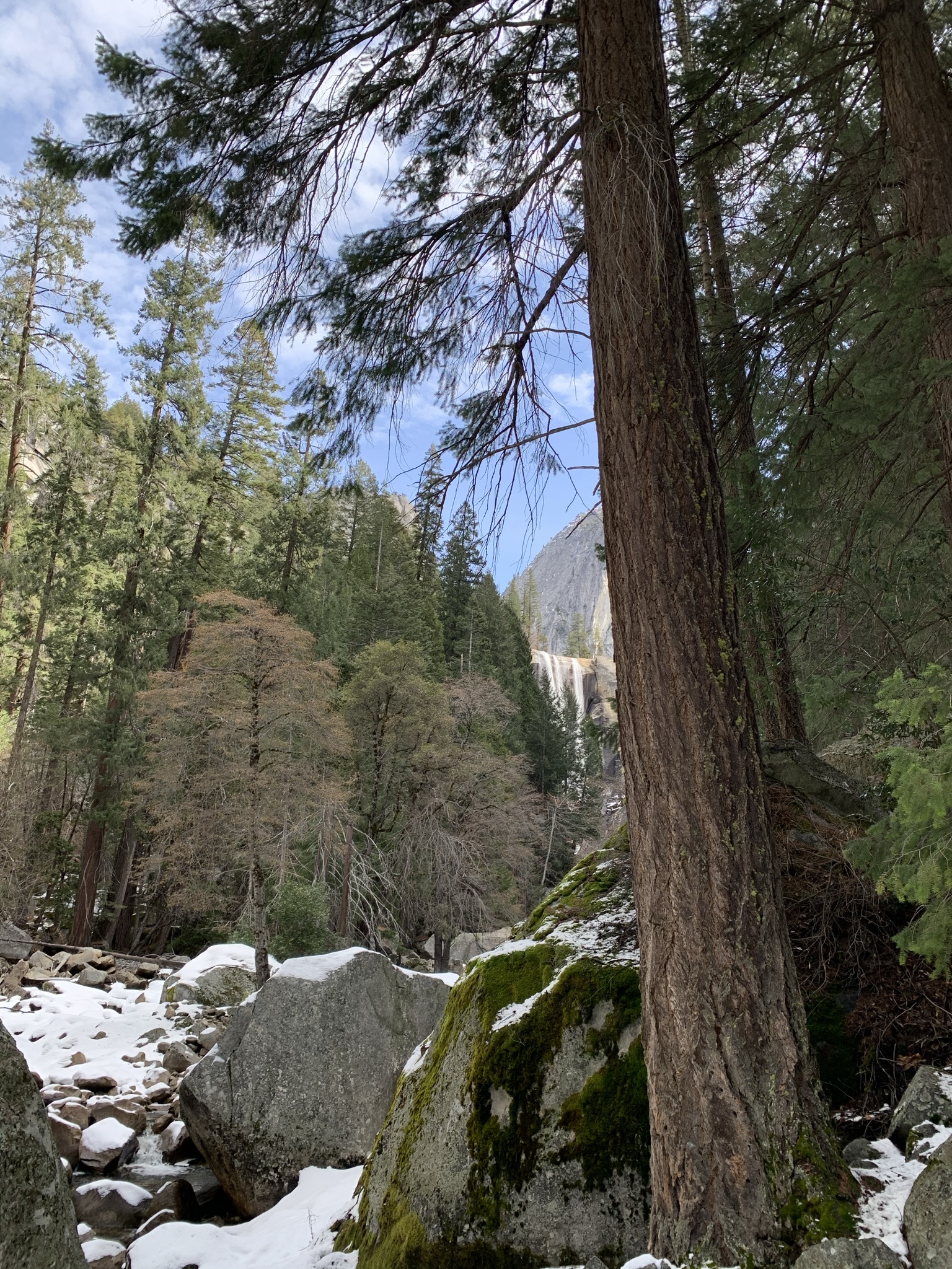 Az ott fönt a Vernal Falls