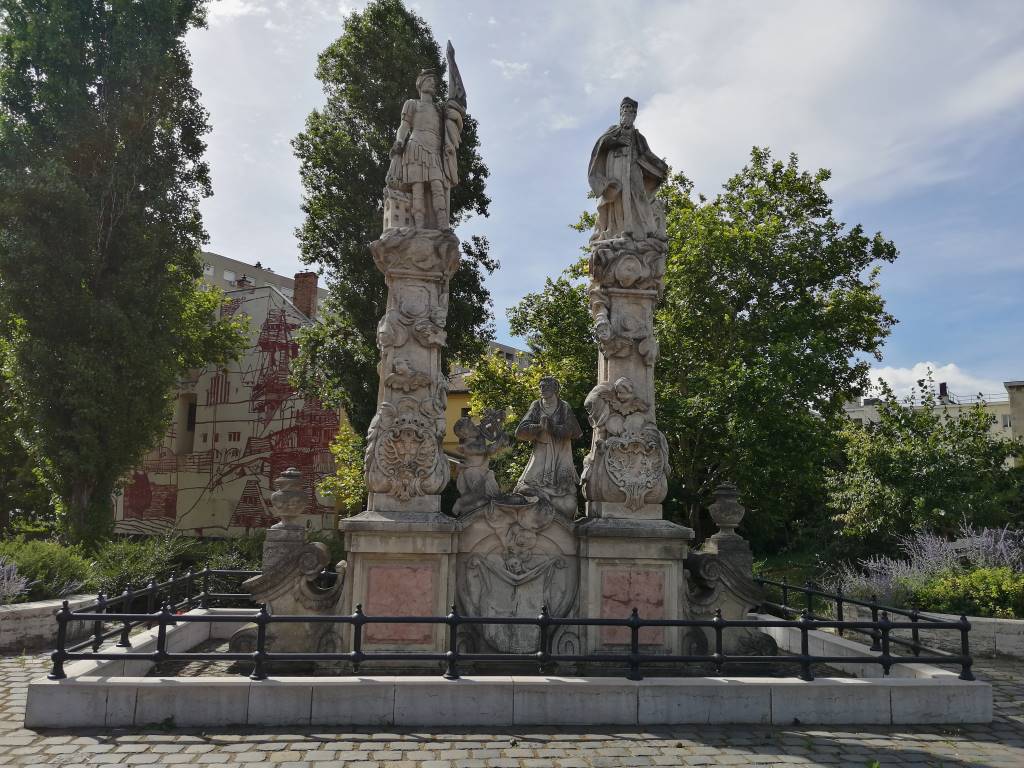 Szent Flórián-szoborcsoport - Budapest, Flórián tér, 3. kerület