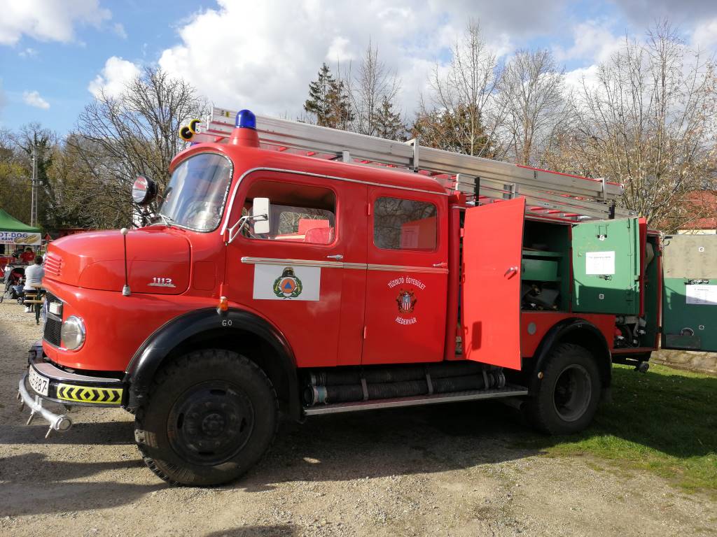 A Hédervári Tűzoltó Egyesület tűzoltóautója