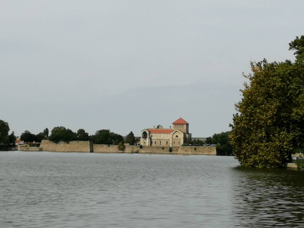 Tatai vár és az Öreg-tó - Tata