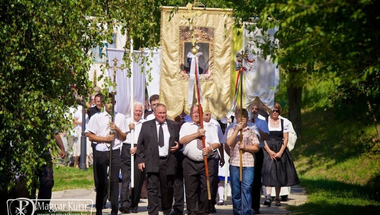 Búcsú Vértessomlón – KÉPGALÉRIÁVAL és VIDEÓVAL