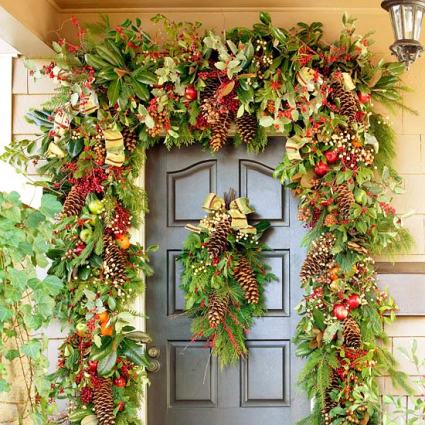 christmas-front-door-decoration-garden-inspired.jpg
