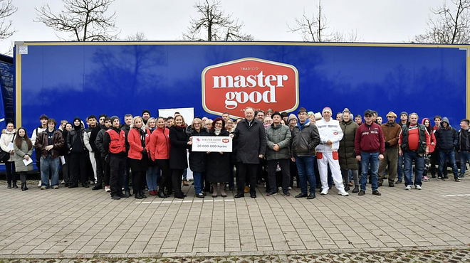 A Master Good 20 millió forint értékű húsadománnyal támogatta a debreceni rászorulókat