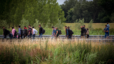 Orbán Viktor háborúja az illegális gazdasági migránsok ellen, avagy hogyan tartsuk fent az európai status quót