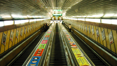 Kitiltaná a babakocsival utazókat és a mozgásukban korlátozott utasokat a metrókból a BKK?