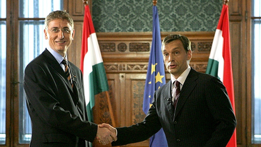 Pofonok jobbról és balról. Orbán az elgyurcsányosodás útján?
