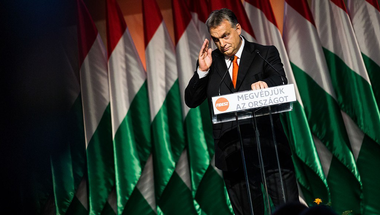 Így próbálták meg átverni az egész sajtót és az egész országot az Orbán-vétóval