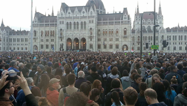 “Elegünk van a mocskos Fideszből!”