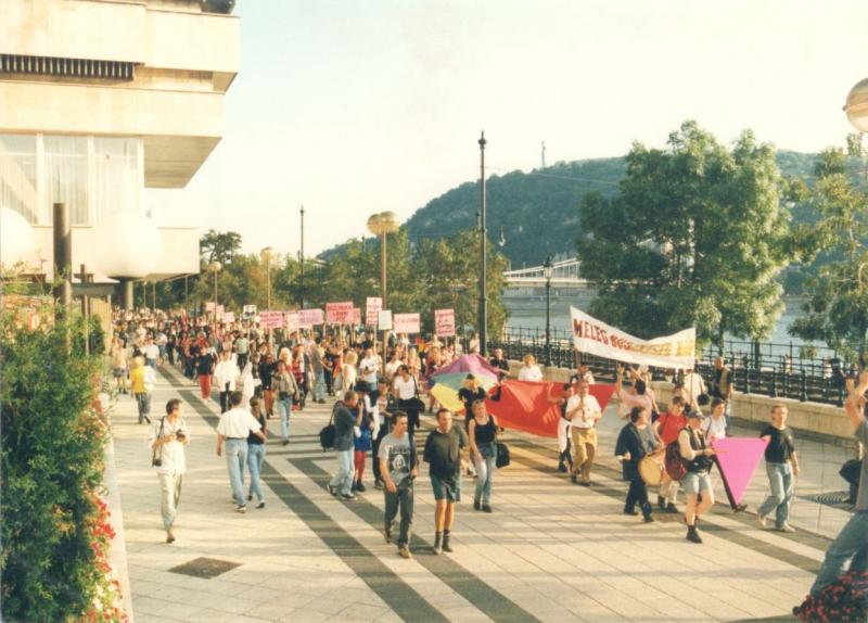 kmgtrt-elso-budapesti-hungarian-gay-pride-1997.jpg
