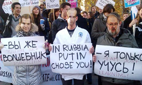 masked-russian-protesters-007.jpg