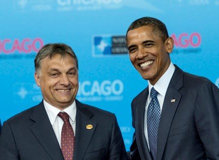 orban_obama_mumosoly.jpg