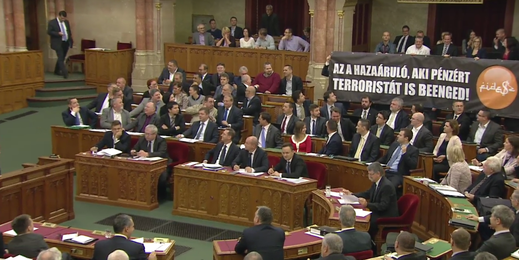 parlament.png