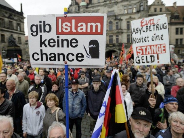 pegida-june1-640x480.jpg