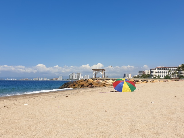 A hanyatló nyugati part - Puerto Vallarta egy bigott és prűd pietista szemével